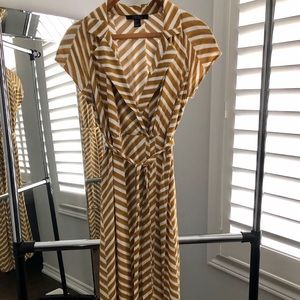 Forever 21 Short Sleeve Dress